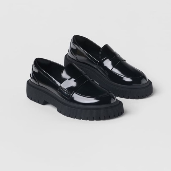 Zara Other - Zara Girls Black Patent Leather Loafers Size 31